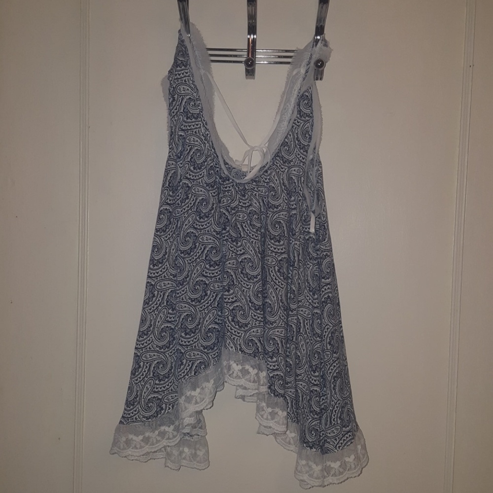 🎈🎈🎈Paisley tank top